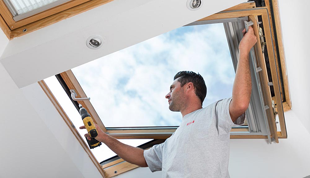 Vérification du fonctionnement d'un Velux M Bouthors un professionnel à Antony